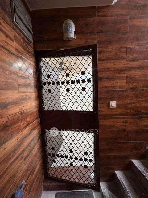 2 BHK Flat In Maa Bhagwati Apartment For Sale  In Paschim Vihar