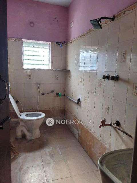 3 BHK Flat In Lsv Appartment For Sale  In Madipakkam