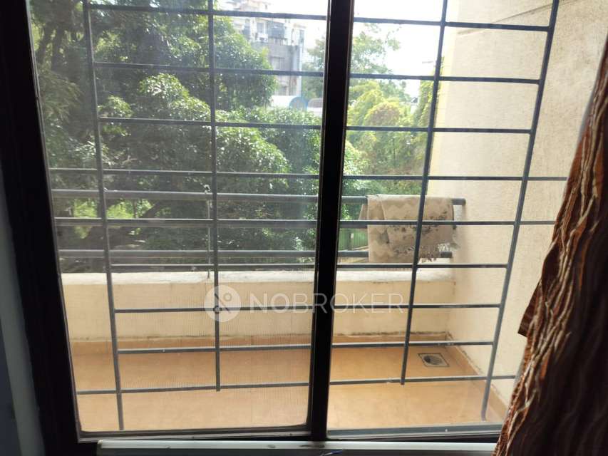 Single Room for Male In 3 BHK  In Sanjay Selenite In Pashan