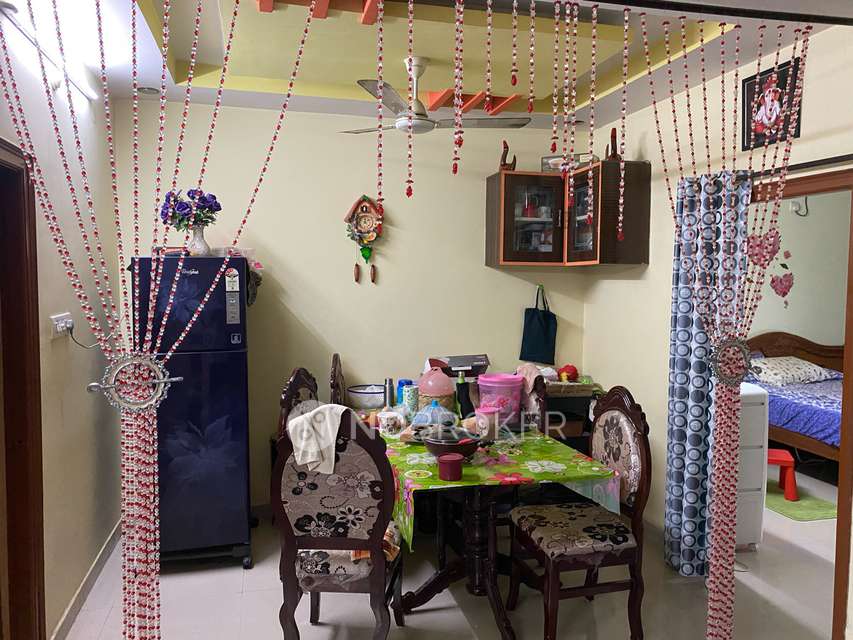 2 BHK Flat In Phani Plaza For Sale  In Manikonda
