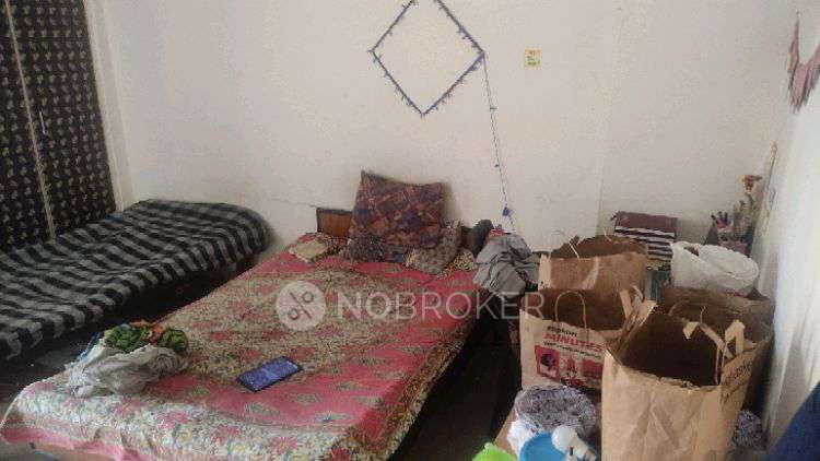 Single Room for Male In 2 BHK  In Nimbus Express Park View 1 In Cgm4+88c Express Park View, Plot Number 10 A, ??? ????????? ?????, Chi V, Greater Noida, Uttar Pradesh 201312, India
