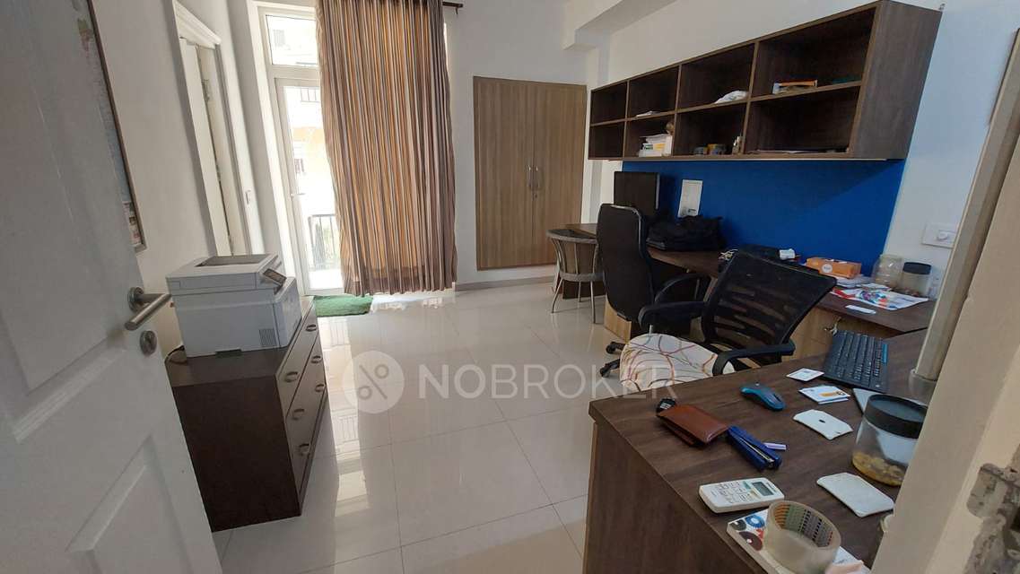 4 BHK Flat In Emerald Hills For Sale  In Sector 65