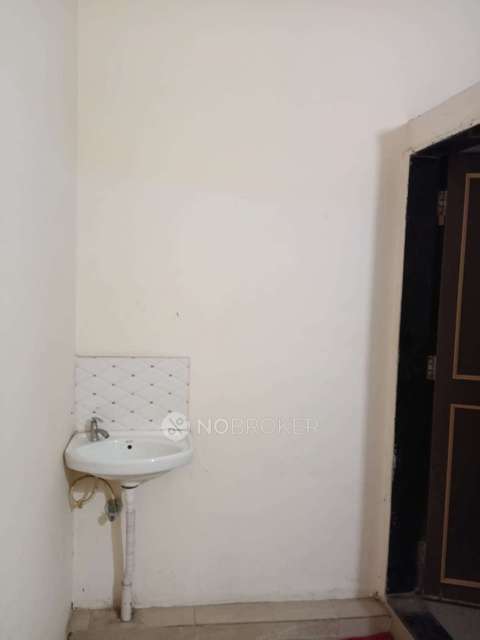 1 BHK Flat In Gowri Nivas  for Rent  In  Mangal Karyalaya