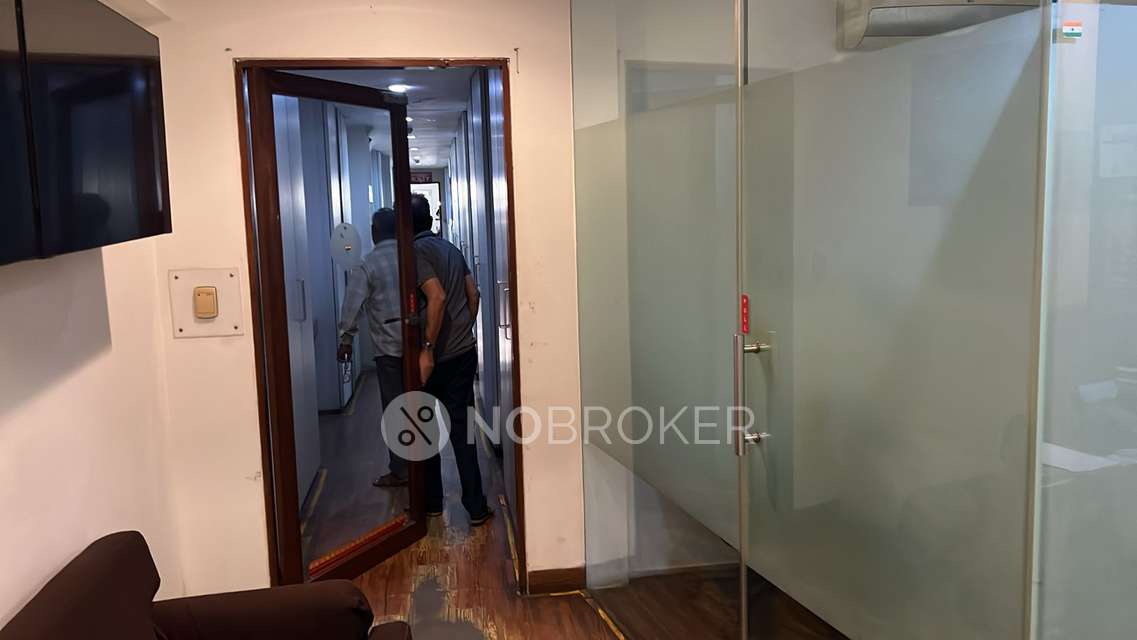 Office Space in Prabhadevi, Mumbai for sale 