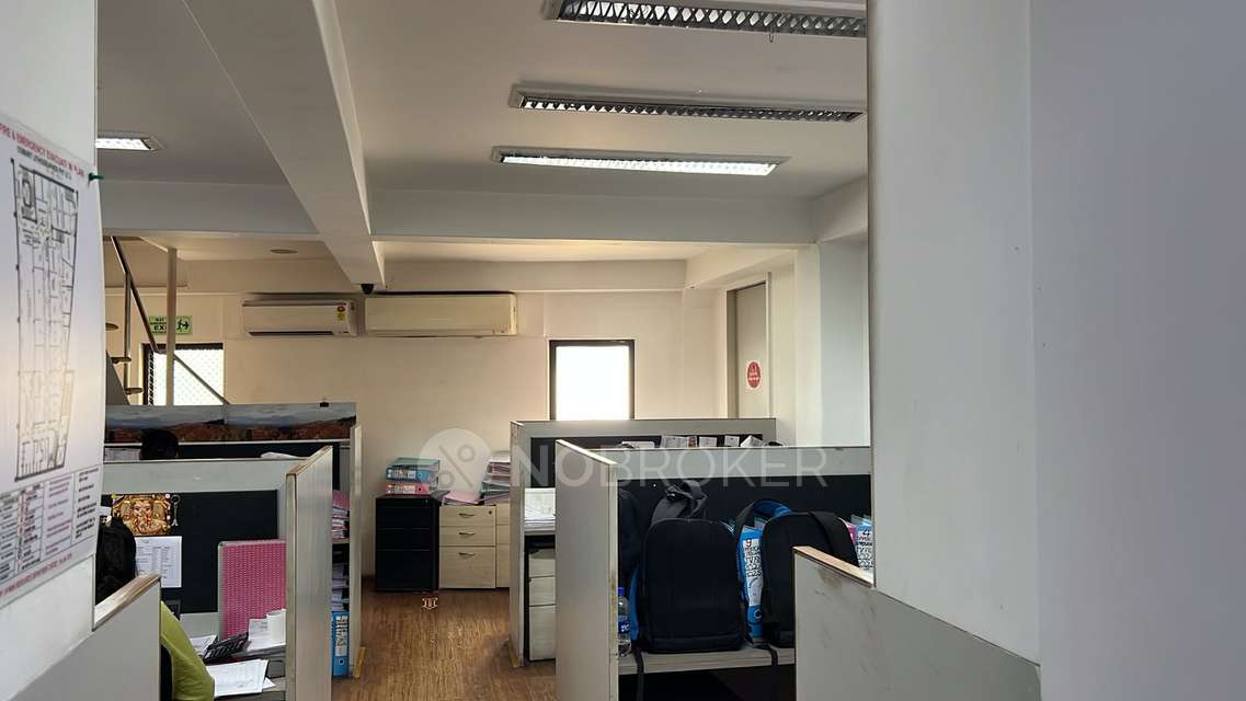 Office Space in Prabhadevi, Mumbai for sale 