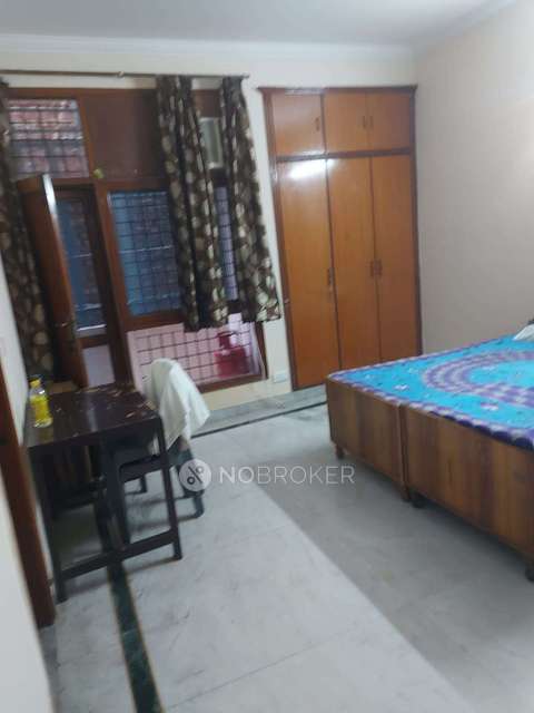 PG for Girls in  Sector 32, 