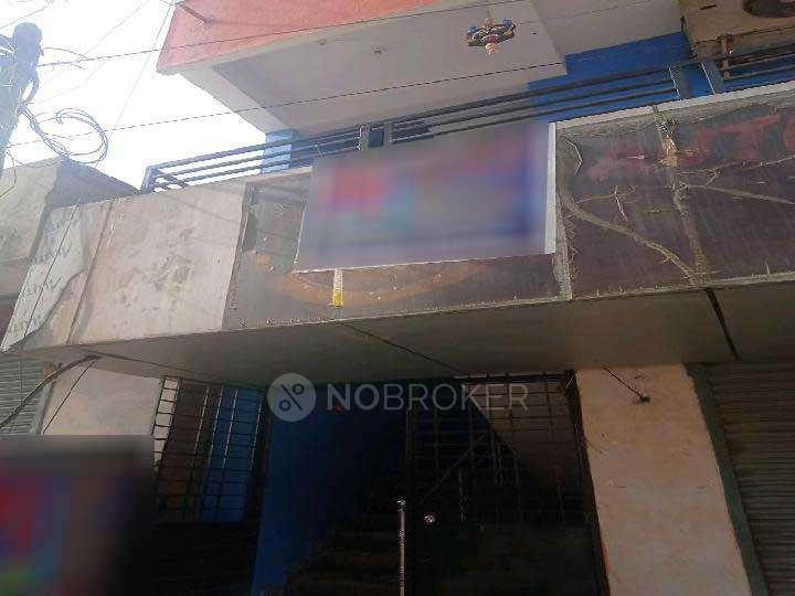 PG for Boys in Navalur