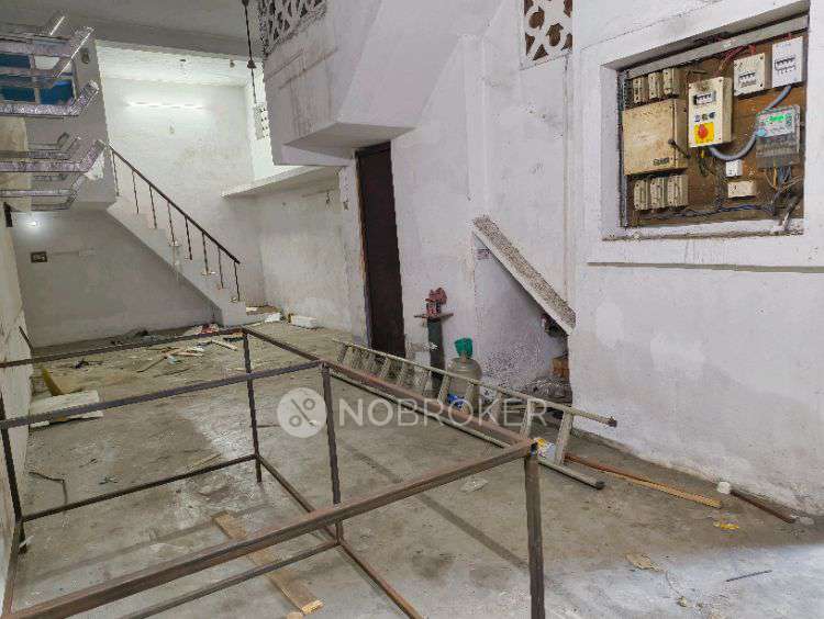 Industrial Building in Tondiarpet, Chennai for Rent 