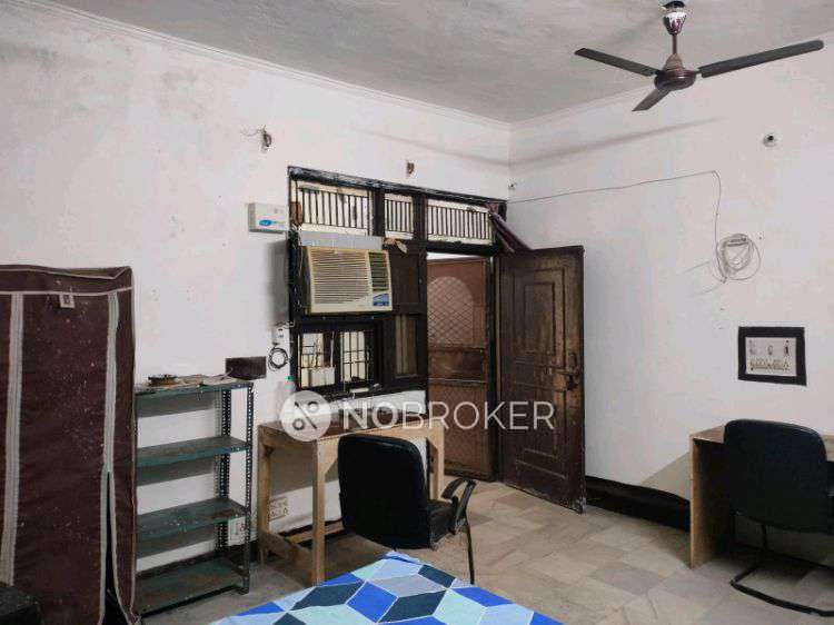 4 BHK House For Sale  In Tarak Hospital C-7, Jai Bharat Enclave Vipin Garden , On, Najafgarh Rd, Dwarka Mor, Block C, Vipin Garden, Uttam Nagar, New Delhi, Delhi, 110059, India