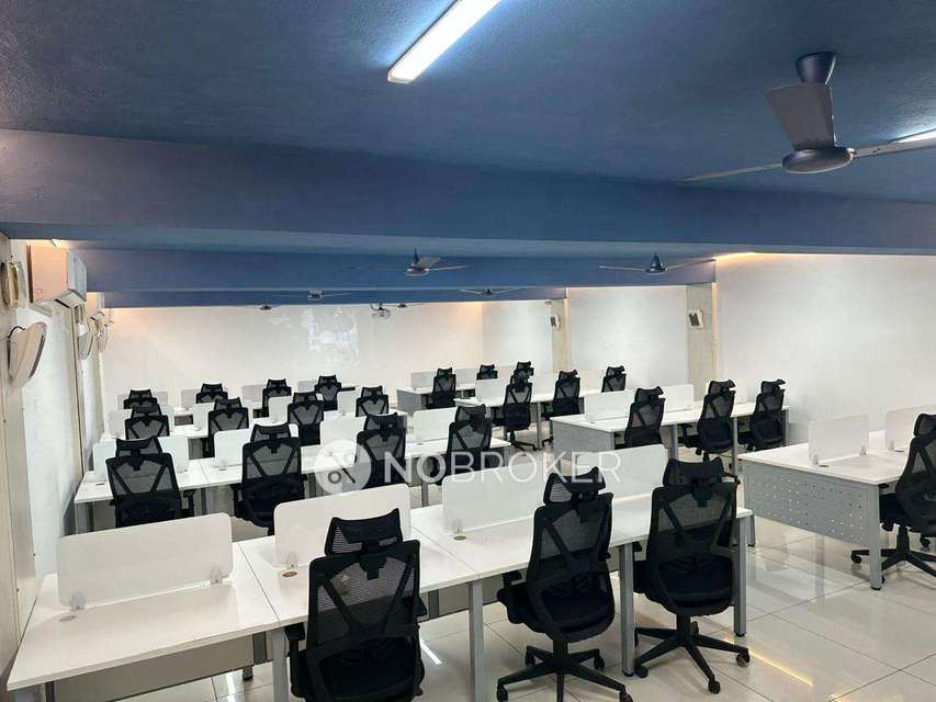 Office Space in Shangeetha Textiles And Readymades, Chennai for Rent 