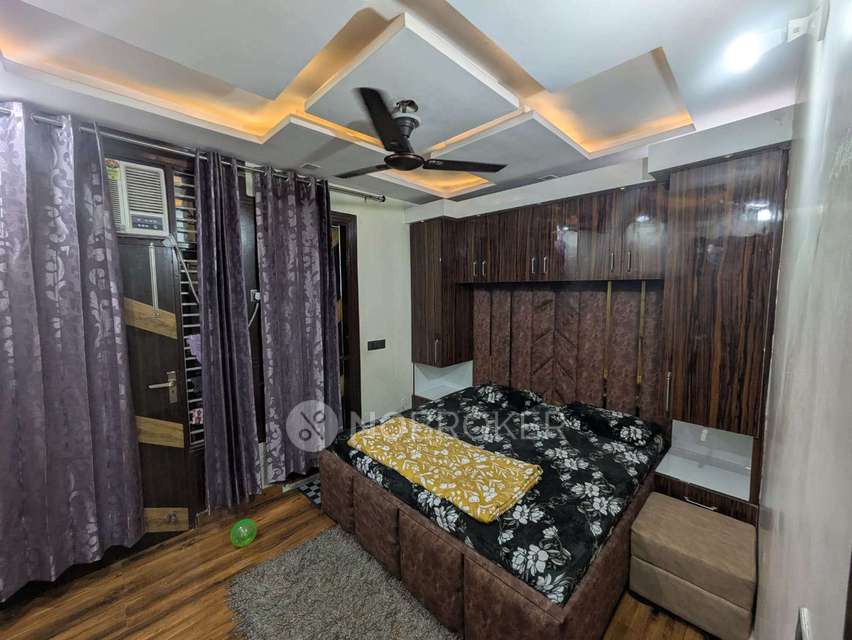 3 BHK Flat For Sale  In Uttam Nagar