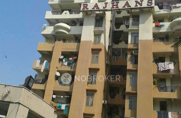 Single Room for  In 2 BHK  In Rajendra Apartment In Indrapuram