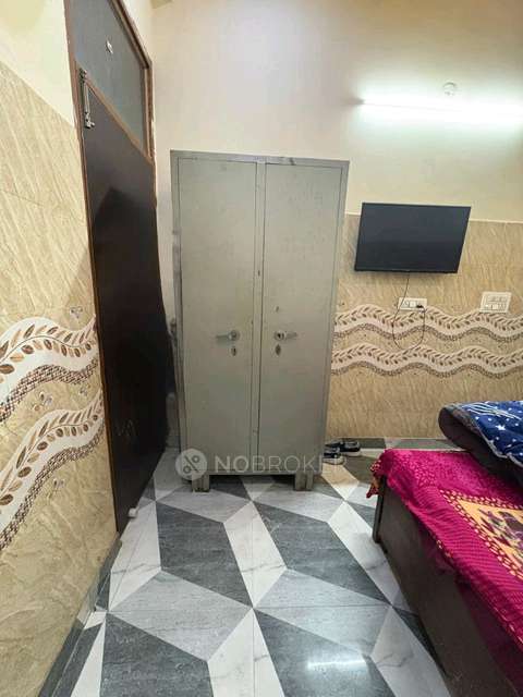 PG for Anyone in Sector 17a