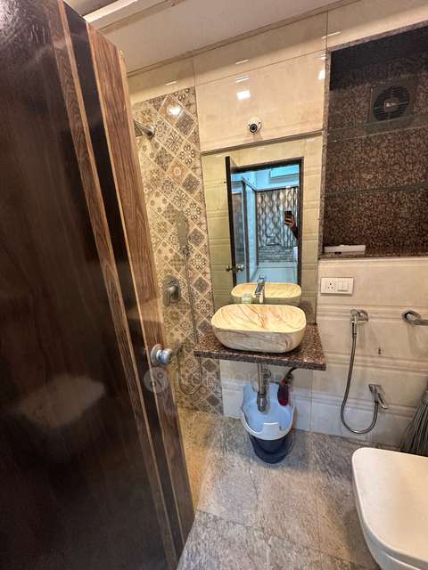 1 BHK Flat In Dheeraj Darshan For Sale  In Jogeshwari East