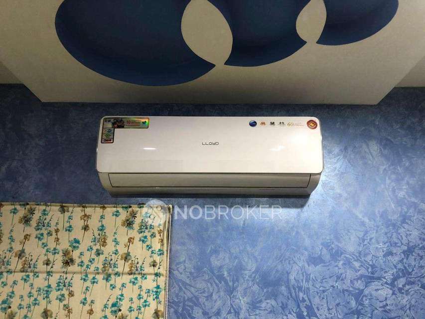 2 BHK Flat In Navyatha Heights For Sale  In Kondapur