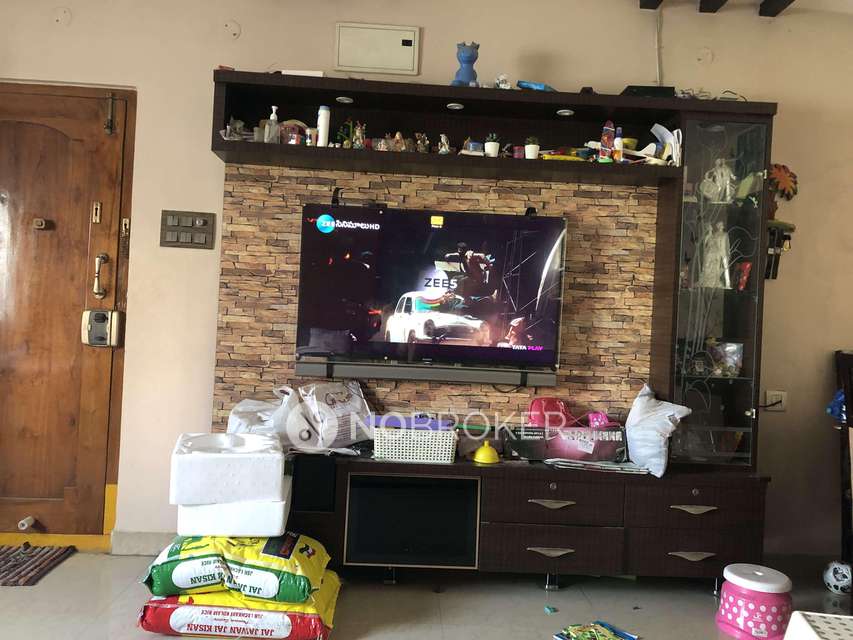 2 BHK Flat In Navyatha Heights For Sale  In Kondapur