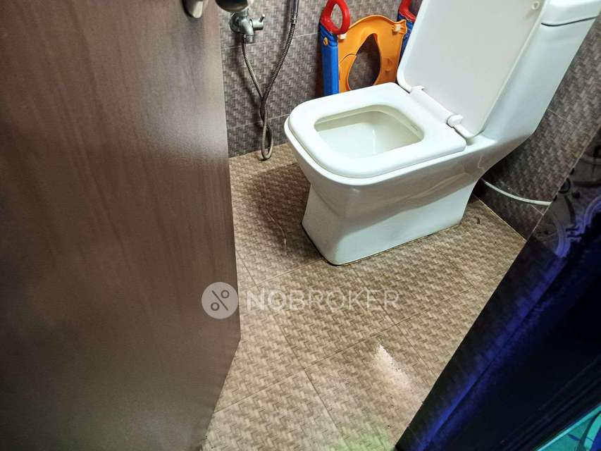 2 BHK Flat In Navyatha Heights For Sale  In Kondapur