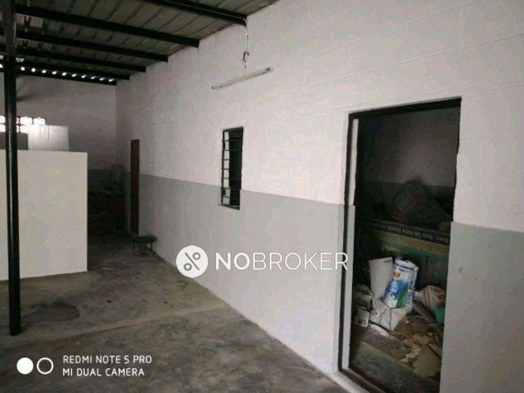 Godown/Warehouse in Muttanalluru Cross, Bangalore for Rent 