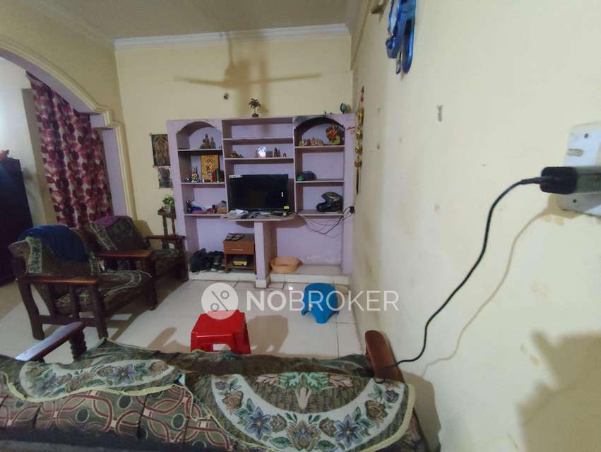 2 BHK Flat In Devi Mansion for Rent  In Hydershakota