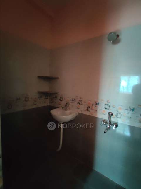 2 BHK Flat In Bn Construction For Sale  In Vanagaram