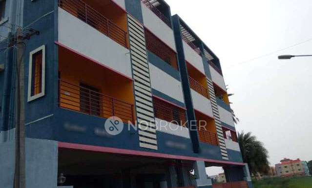 2 BHK Flat In Roshan Apartments For Sale  In Iyyappanthangal