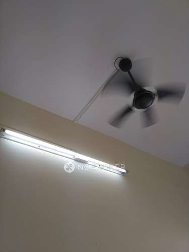 Godown/Warehouse in Bhoiwada, Mumbai for sale 