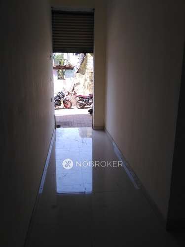 Godown/Warehouse in Bhoiwada, Mumbai for sale 