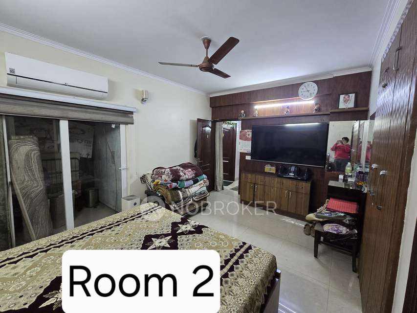 3 BHK Flat In Saviour Park, Mohan Nagar For Sale  In Mohan Nagar