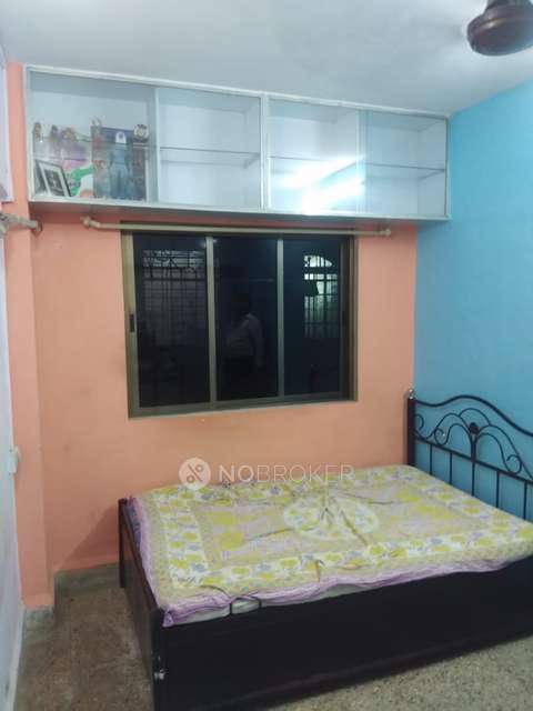 1 RK Flat In Bindra Complex for Rent  In Andheri East