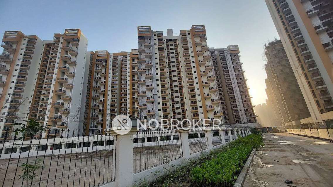 3 BHK Flat In Kaditya Star Village, Amrapali Dream Valley for Rent  In Amrapali Dream Valley