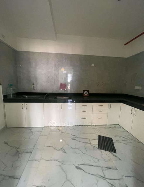 Shared Room for Female In 3 BHK  In Aurigaa Mirai In Punawale 