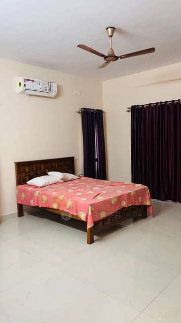 4 BHK House for Rent  In Neelankarai