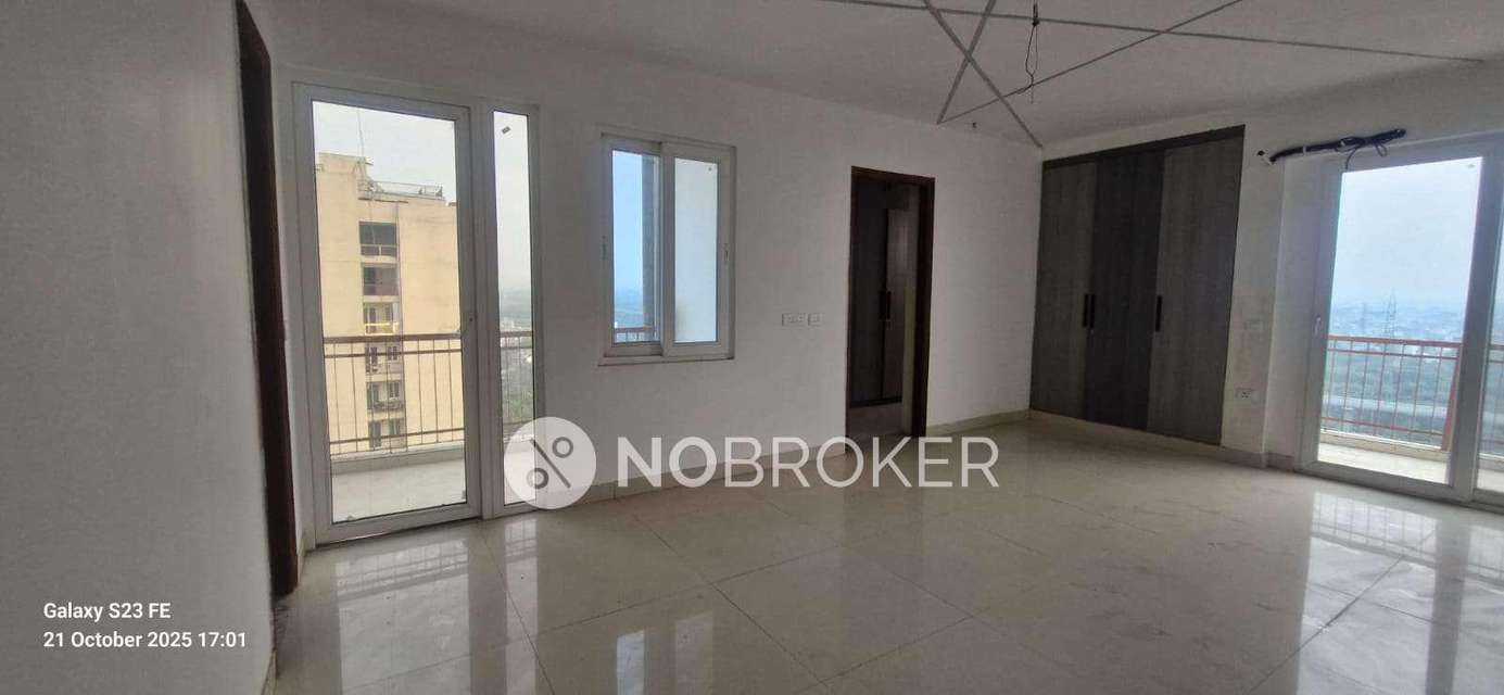 4+ BHK Flat In Aakriti Shantiniketan For Sale  In Sector 143b,