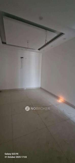 4+ BHK Flat In Aakriti Shantiniketan For Sale  In Sector 143b,