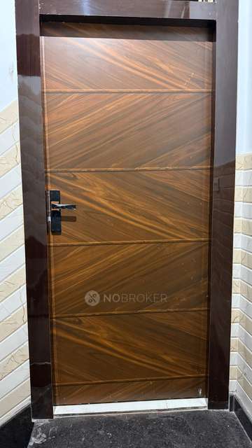 PG for Boys in Sector 62a