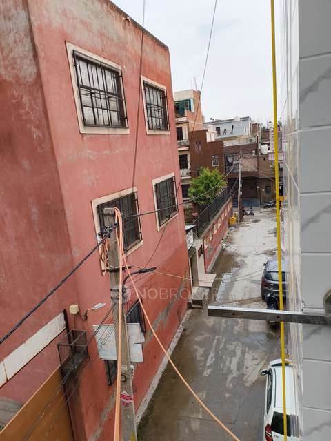 3 BHK Flat In Green Wave Apartment For Sale  In Nihal Vihar,