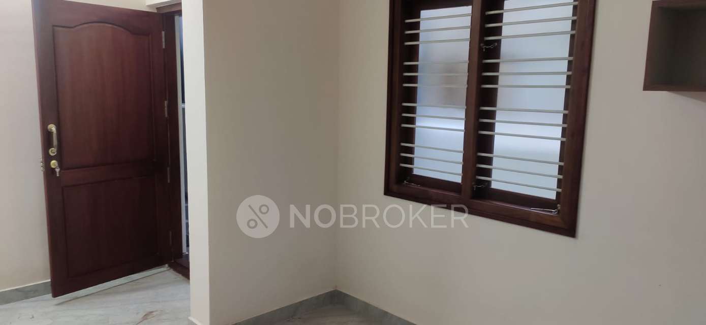 1 RK Flat In 320  for Rent  In Sadanandanagar