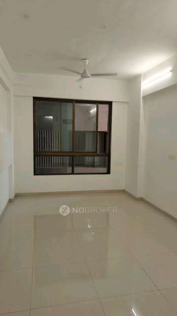 1 BHK Flat In Tejukaya Esparenza For Sale  In  Lal Baug