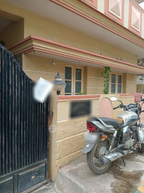 2 BHK Flat In Standalone Building  for Rent  In Muneshwara Layout