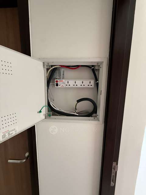 1 BHK Flat In Lodha Amara, Thane For Sale  In Thane