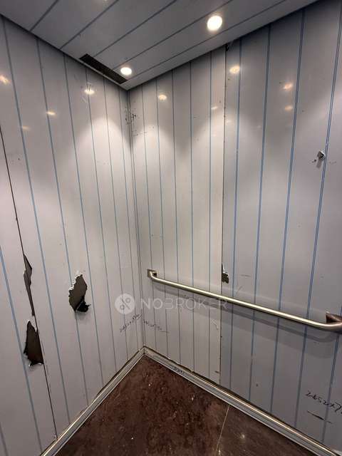 1 BHK Flat In Lodha Amara, Thane For Sale  In Thane