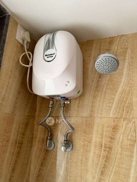 1 BHK Flat In Lodha Amara, Thane For Sale  In Thane