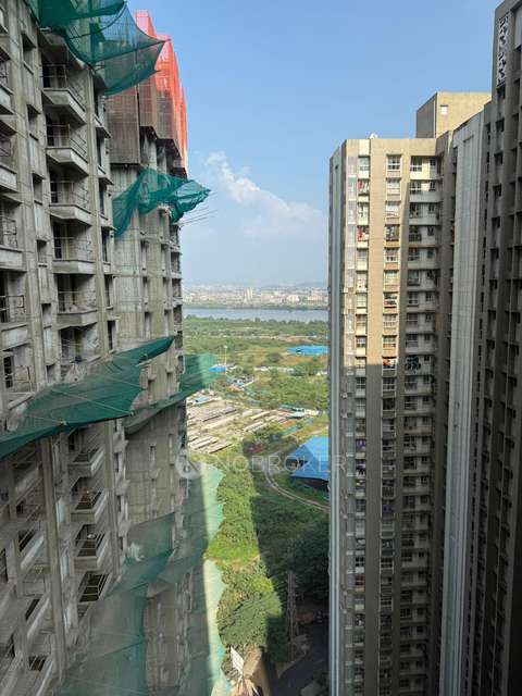 1 BHK Flat In Lodha Amara, Thane For Sale  In Thane