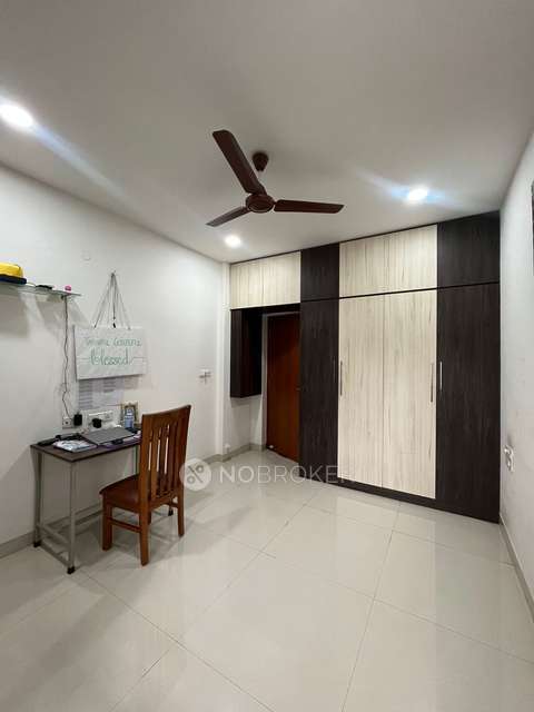 Single Room for Female In 3 BHK  In Janhavi Enclave Apartments In Bommanahalli