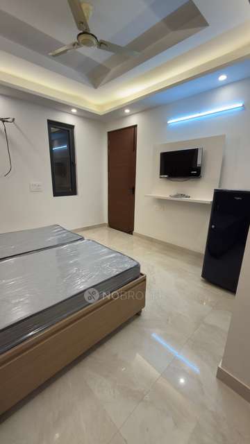 1 RK Flat In Rk Premium for Rent  In Sector 54 