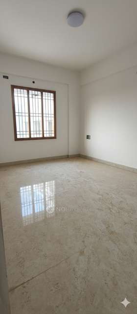 2 BHK Flat In Niranjan Akshaya, Arekere For Sale  In Arekere