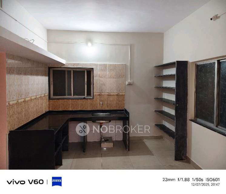 2 BHK Flat In Kusum Building for Rent  In  Hadapsar