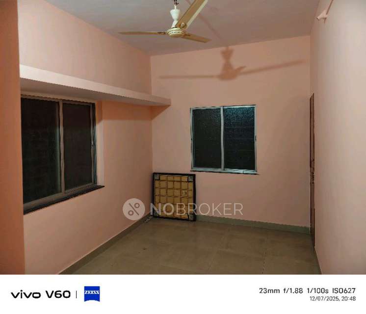 2 BHK Flat In Kusum Building for Rent  In  Hadapsar