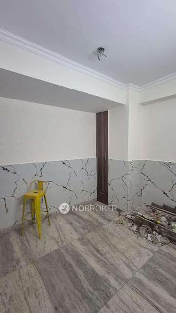 2 BHK Flat In Marut Plaza For Sale  In Mehrauli