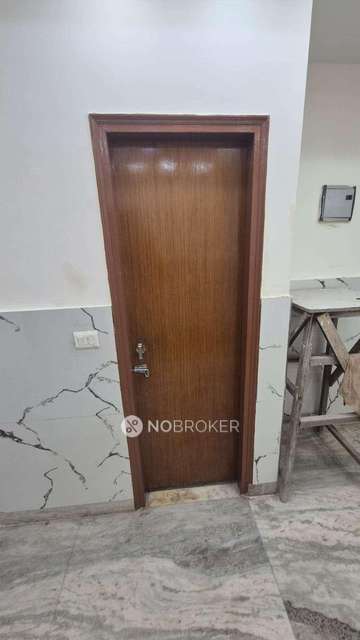 2 BHK Flat In Marut Plaza For Sale  In Mehrauli